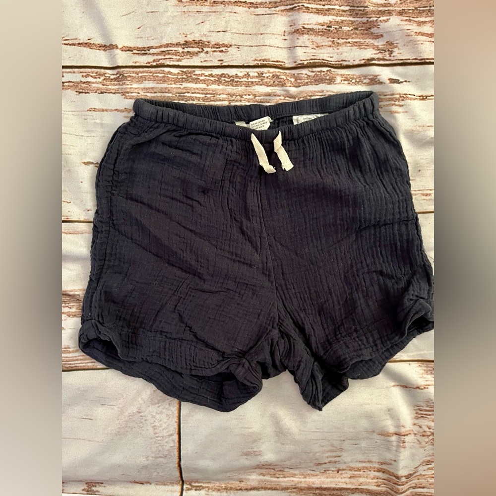 H&M organic crinkle gauze navy shorts